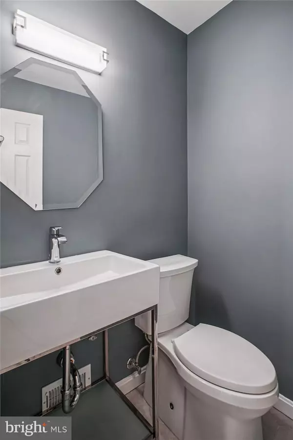 Kensington, MD 20895,4409 WESTBROOK LN