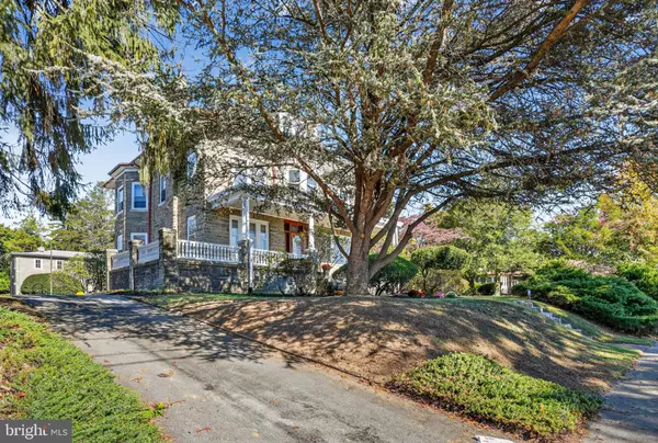 Philadelphia, PA 19128,580 WIGARD AVE