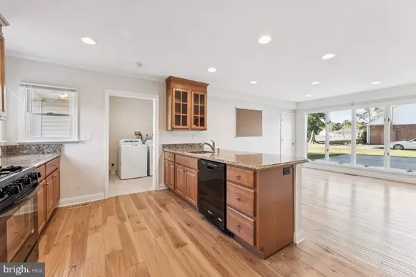 Cinnaminson, NJ 08077,2611 BARTON CT