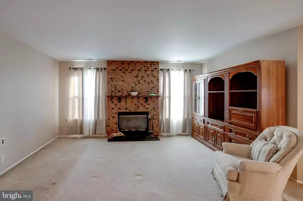 Deptford, NJ 08096,53 KNOLLWOOD DR