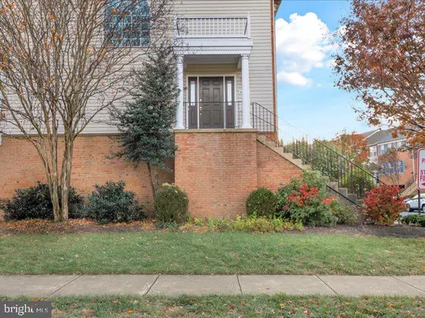 Ashburn, VA 20147,43793 STEINBECK SQ