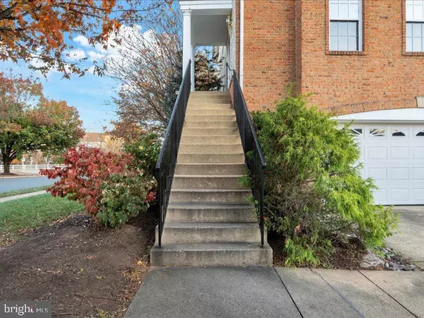 Ashburn, VA 20147,43793 STEINBECK SQ