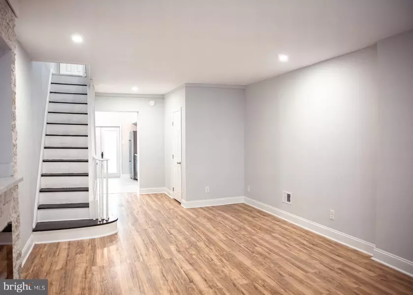 345 FITZGERALD ST, Philadelphia, PA 19148