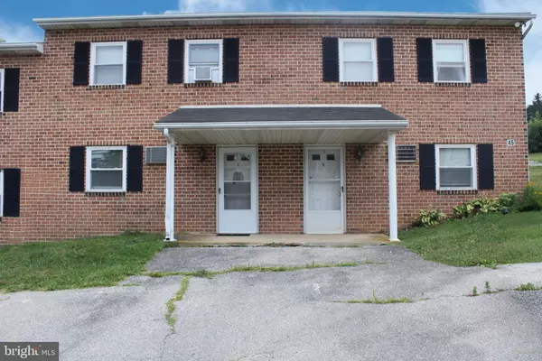 45 N MAIN ST #4, Loganville, PA 17342