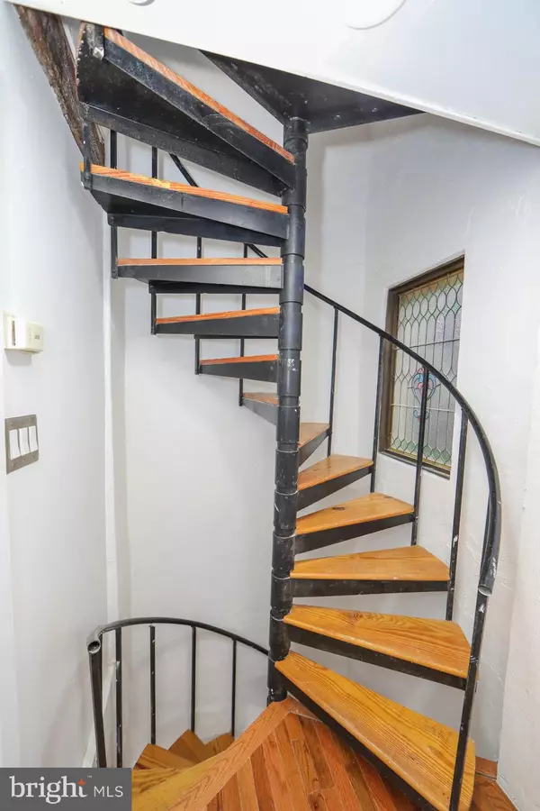 Philadelphia, PA 19147,617 S 7TH ST #C