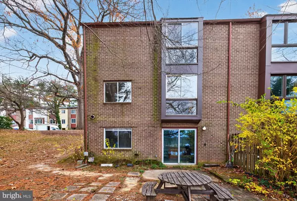 Gaithersburg, MD 20886,9961 LAKE LANDING RD