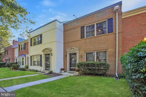 Springfield, VA 22152,8145 CARRLEIGH PKWY