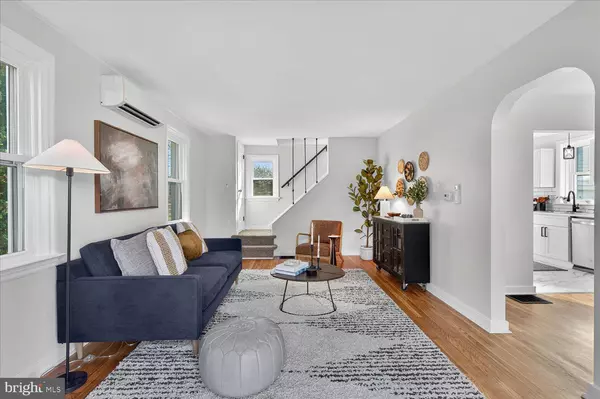 Lancaster, PA 17603,115 REDWOOD DR