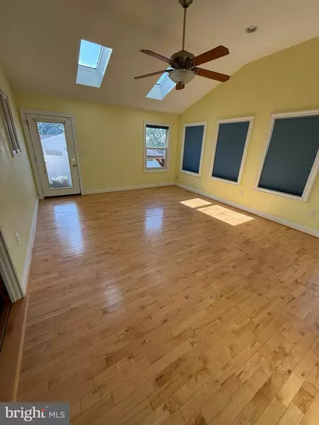 1510 TIEMAN DR, Glen Burnie, MD 21061