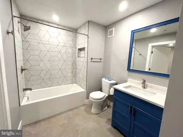 Bowie, MD 20716,15777 EASTHAVEN CT #302