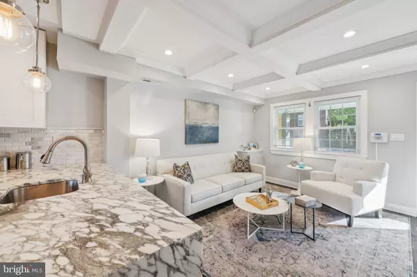 Washington, DC 20002,2004 E ST NE