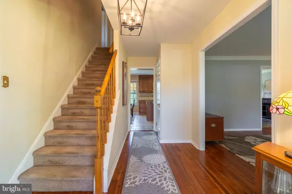 Blue Bell, PA 19422,1674 N WALES RD