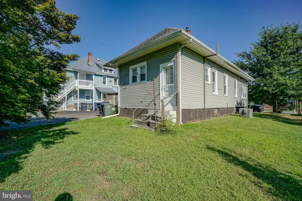 Williamstown, NJ 08094,37 CARROLL AVE