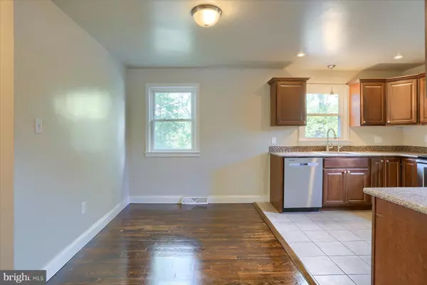 Harrisburg, PA 17112,36 STATE DR