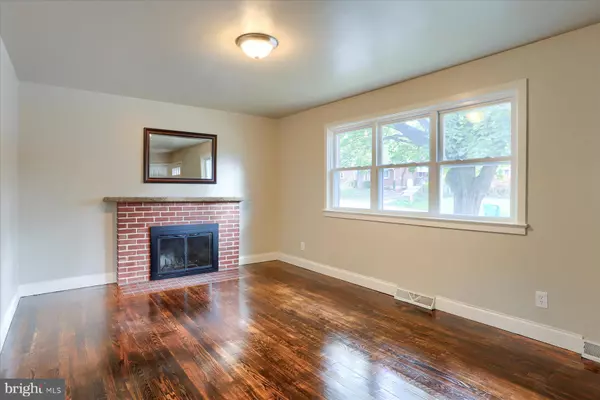 Harrisburg, PA 17112,36 STATE DR