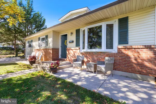 Odenton, MD 21113,530 RITA DR