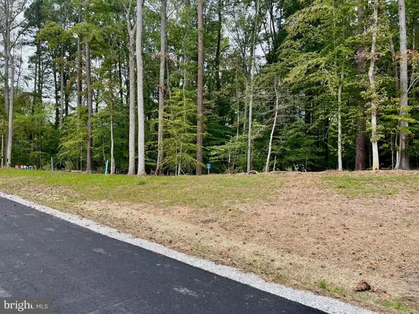 Williamsburg, VA 23188,5357 RIDGEWOOD HILLS DR