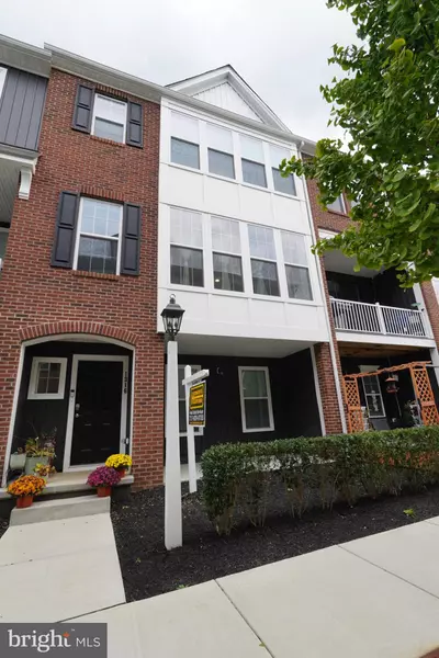 1316 BREECHES WAY, Mechanicsburg, PA 17055