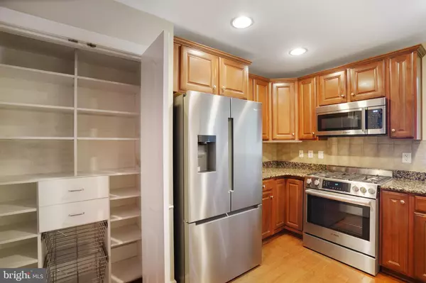 Alexandria, VA 22304,400 CAMERON STATION BLVD #438