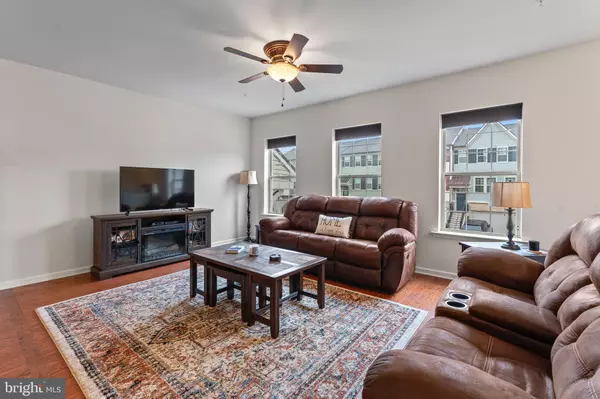 Warminster, PA 18974,484 ROWAN ST