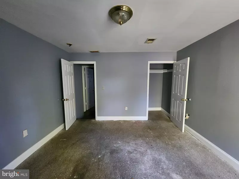 32 S FULTON AVE, Baltimore, MD 21223