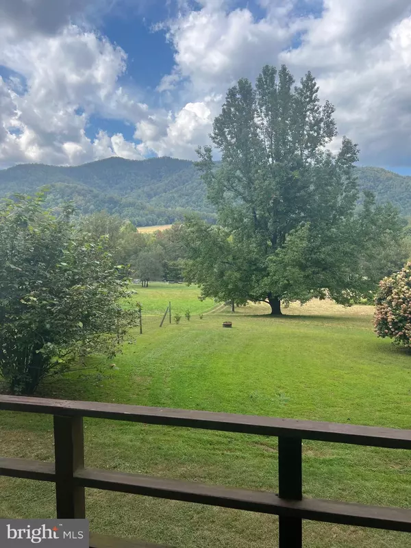 Banco, VA 22711,1463 QUAKER RUN RD