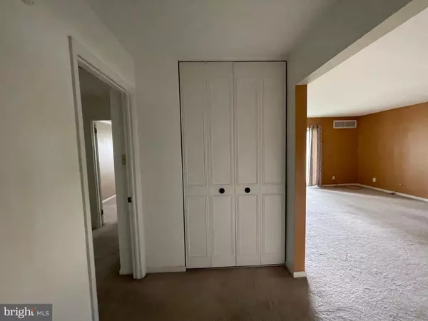 Wayne, PA 19087,291 DRUMMERS LN #291