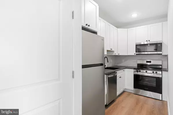 Philadelphia, PA 19104,929 N 40TH ST #E