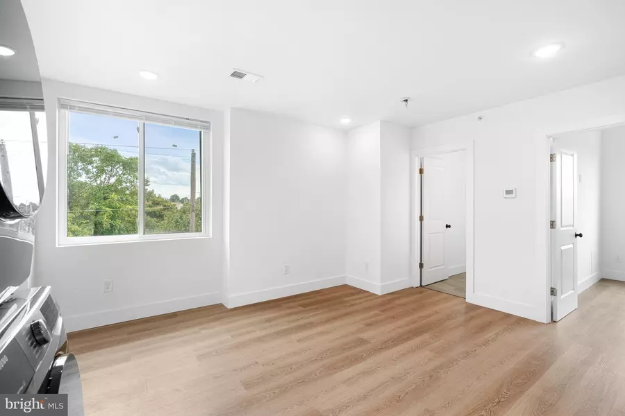 929 N 40TH ST #E, Philadelphia, PA 19104