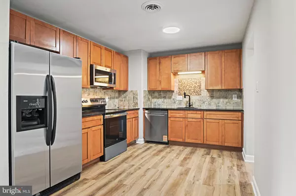 Sterling, VA 20164,1002 S BUCKINGHAM RD