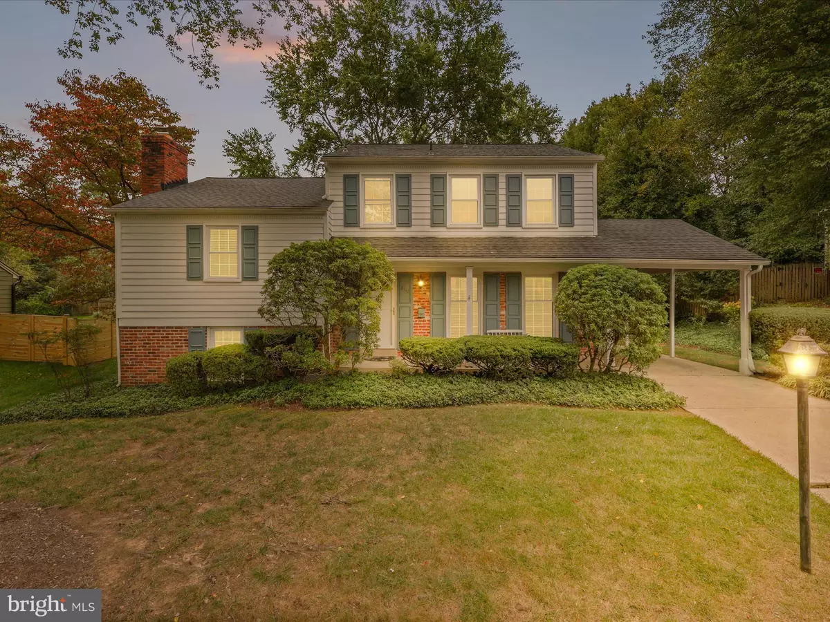 Annandale, VA 22003,8112 BRIAR CREEK DR