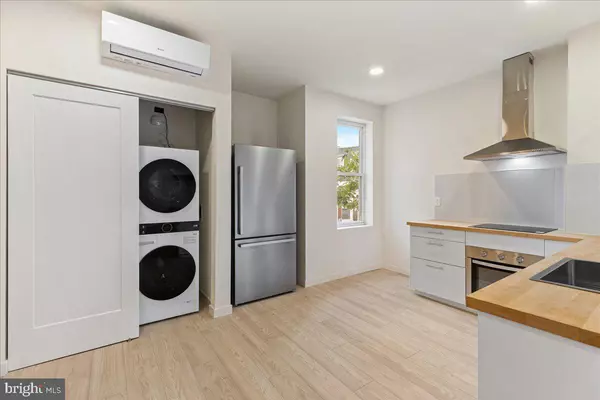 Philadelphia, PA 19104,3907 SPRING GARDEN ST #2