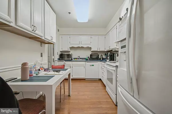 Annapolis, MD 21401,803 COXSWAIN WAY #103