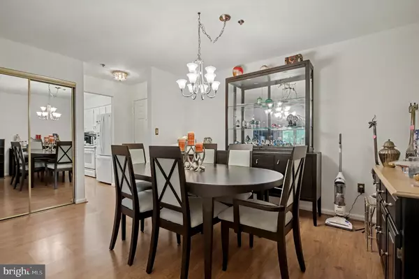 Annapolis, MD 21401,803 COXSWAIN WAY #103