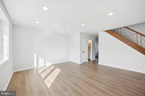 Philadelphia, PA 19154,11830 BASILE RD