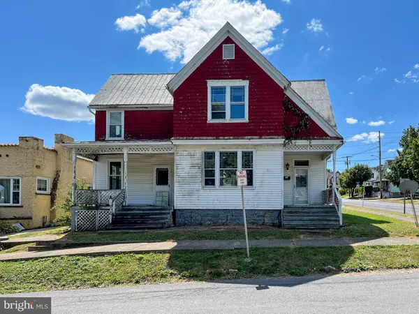 33 W GARBER ST, Mount Union, PA 17066