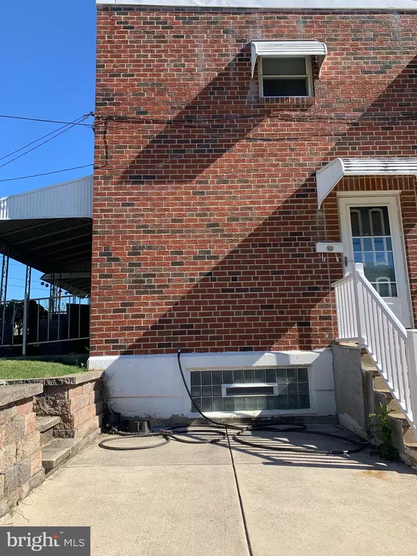 Philadelphia, PA 19152,8800 DANBURY ST