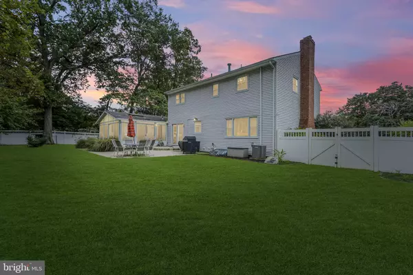 Toms River, NJ 08753,718 ARROW DR