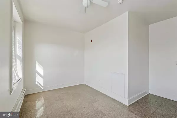 Philadelphia, PA 19121,2233 CECIL B MOORE AVE