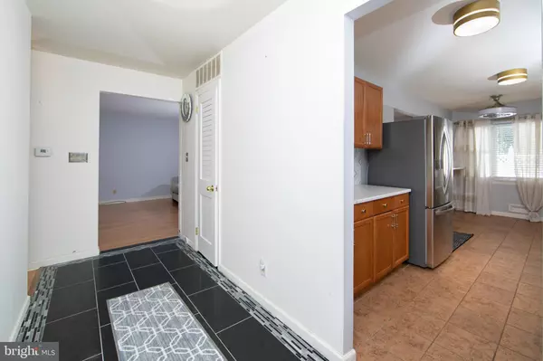 Cherry Hill, NJ 08034,314 COVERED BRIDGE RD