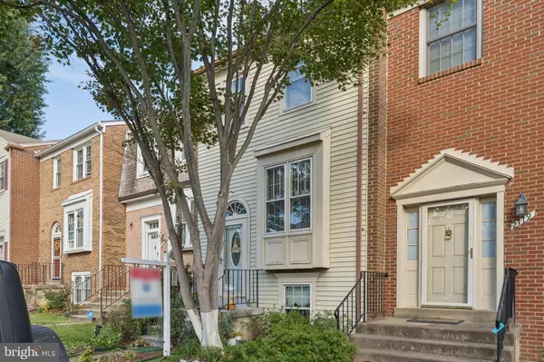 Vienna, VA 22180,2777 GROVEMORE LN