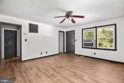 Woodford, VA 22580,6475 MACEDONIA RD