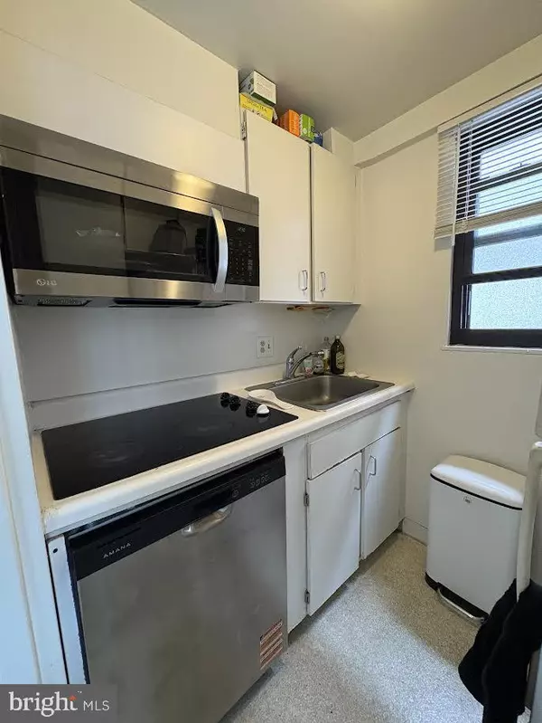 Washington, DC 20037,2141 I ST NW #812
