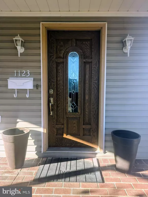 Berwick, PA 18603,1123 4TH AVE