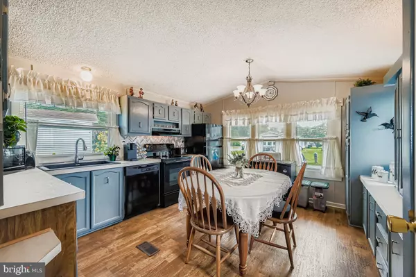 Middle River, MD 21220,141 COWHIDE CIR