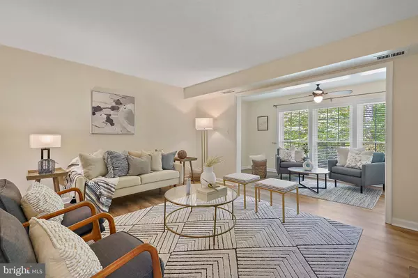 Falls Church, VA 22042,7772 WILLOW POINT DR #7772