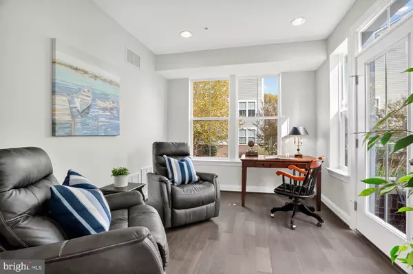 Annapolis, MD 21401,606 JAMES WALKER PL