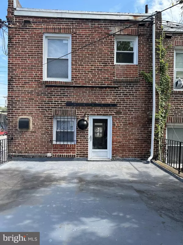 Philadelphia, PA 19142,2600 S 61ST ST