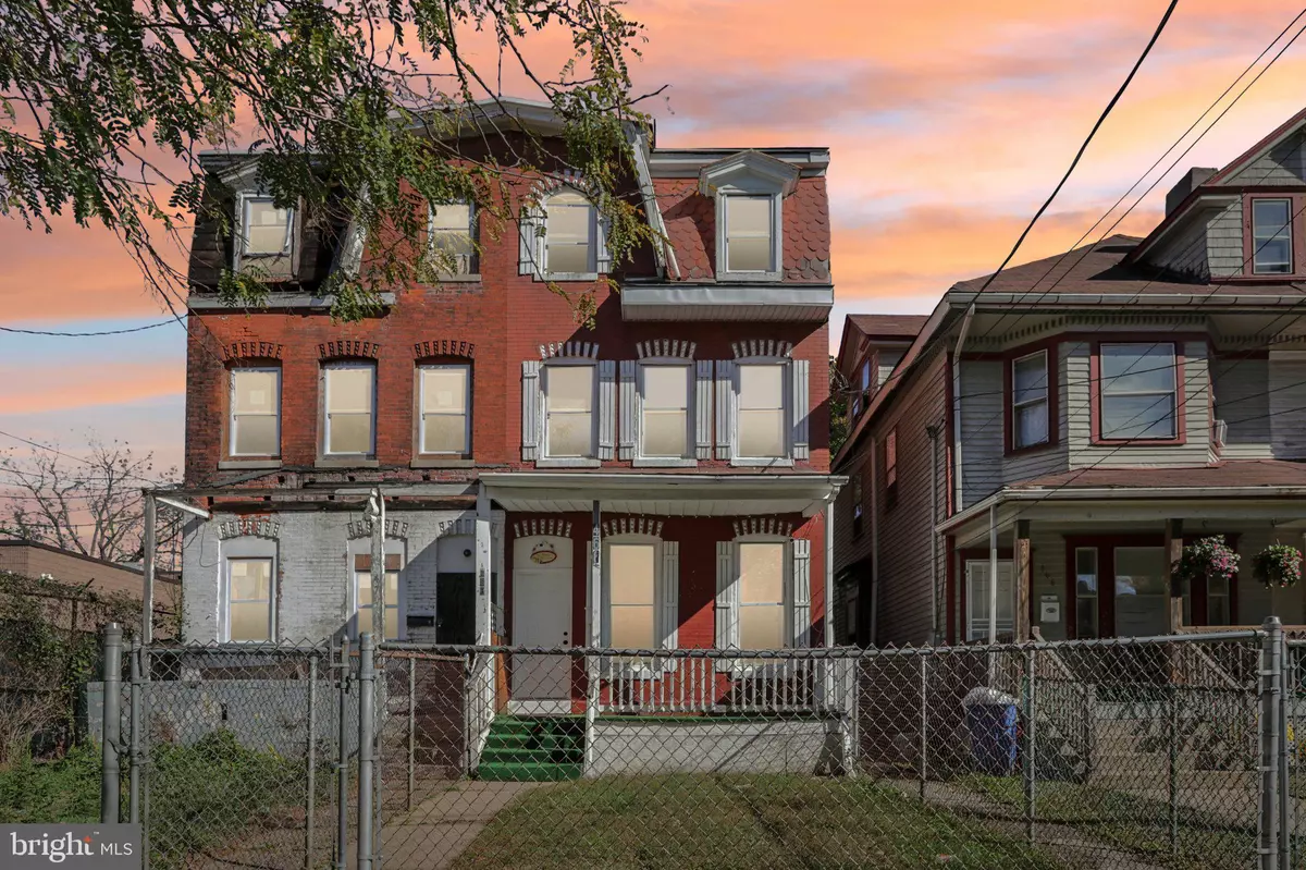 Trenton, NJ 08618,468 RUTHERFORD AVE