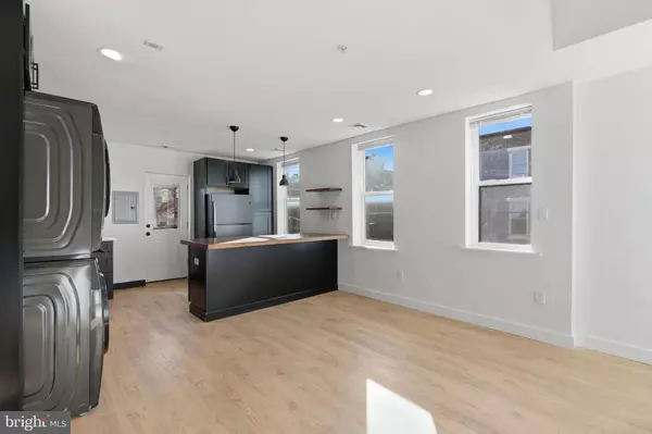 Philadelphia, PA 19130,2738 POPLAR ST #2R